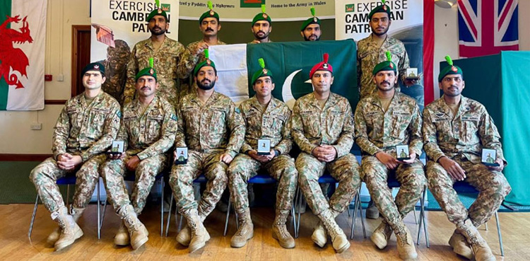Pakistan Army’s Team wins gold in Exercise Cambrian Patrol 2024
