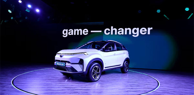 Indian SUVs outpace small cars