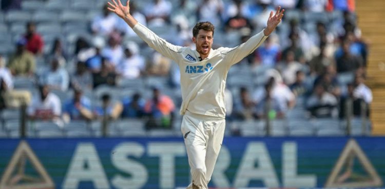 Santner takes seven as New Zealand bowl out India for 156