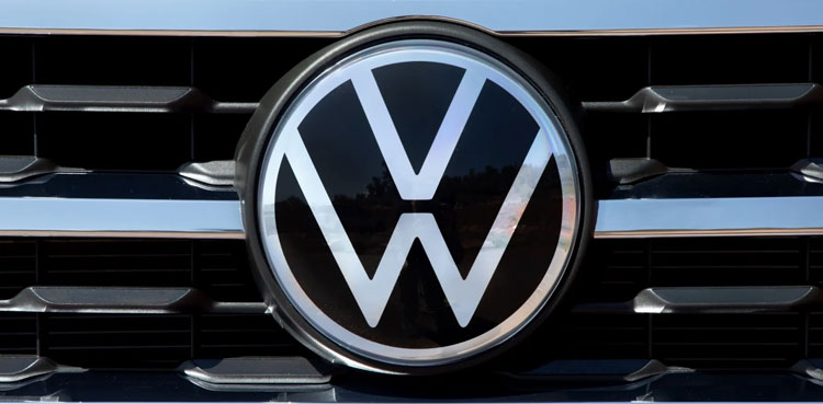 German auto giant Volkswagen posts €1.07 billion third-quarter loss