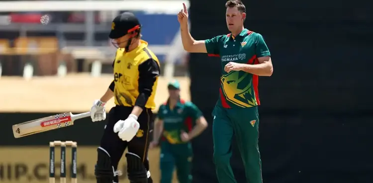 Australia team loses eight wickets for one run in stunning collapse
