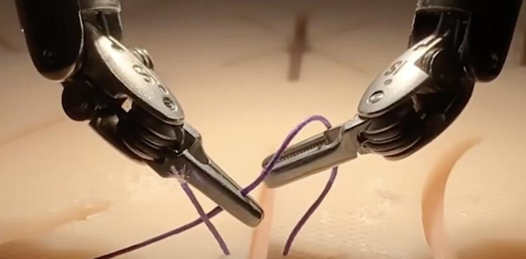 WATCH: AI trained robot mimic expert surgeons