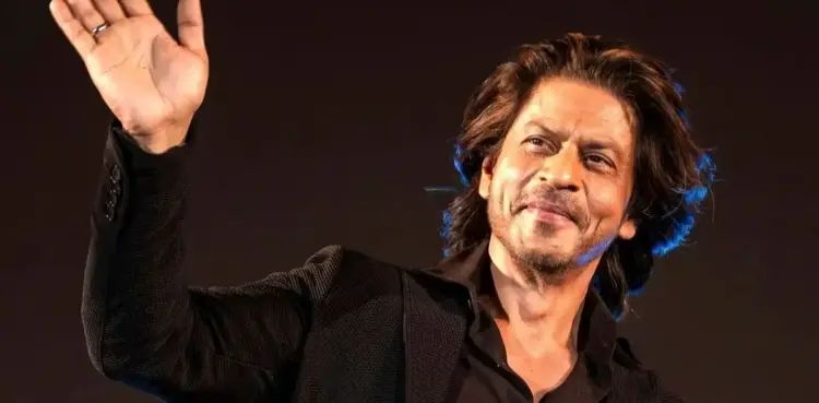 Shah Rukh Khan makes surprising revelations about smoking habit