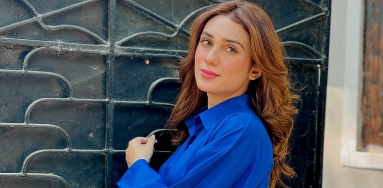 Hina Tariq's Instagram post goes viral!