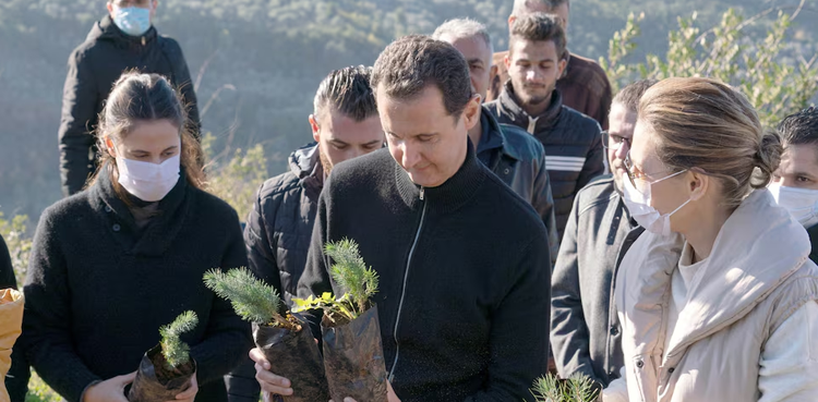 Assad gets asylum in Russia, rebels sweep through Syria