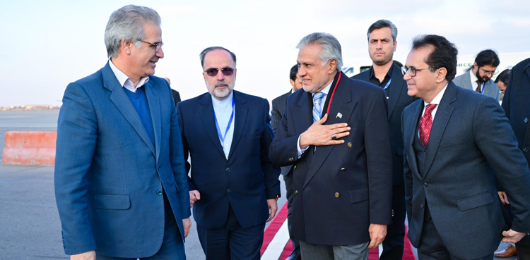 Deputy PM arrives in Iran to attend 28th ECO meeting