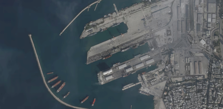 Russian navy ships anchored off Syrian coast, satellite imagery shows