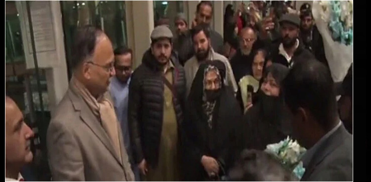 Syria Evacuation: 318 stranded Pakistani nationals return safely