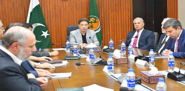 ECP meeting concludes without decision on reserved seats, KP Senate elections