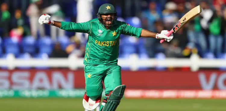 Sarfaraz Ahmed issues clarification on retirement statement
