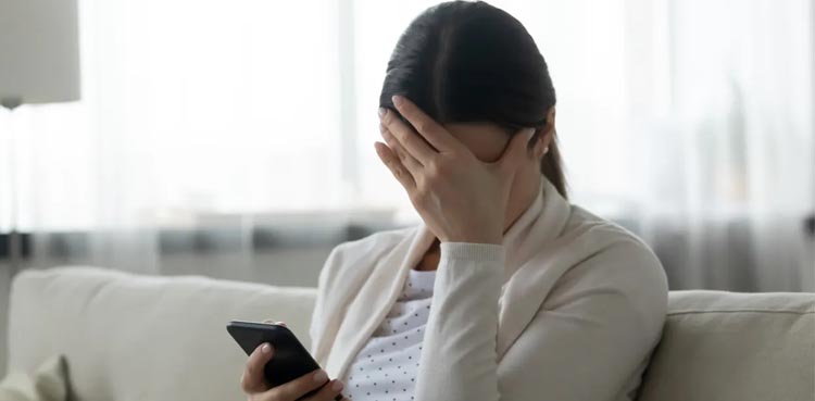 Woman loses Rs 600,000 lacs while using Instagram