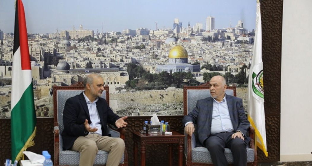 Hafiz Naeem meets Hamas leader Hasan Darwish in Qatar