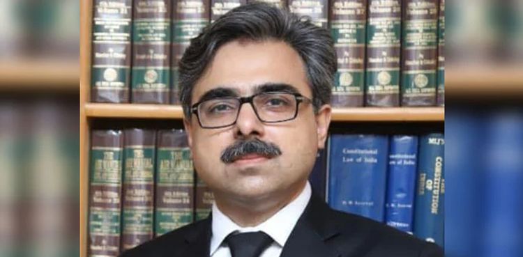 Supreme Court Bar secretary suspended