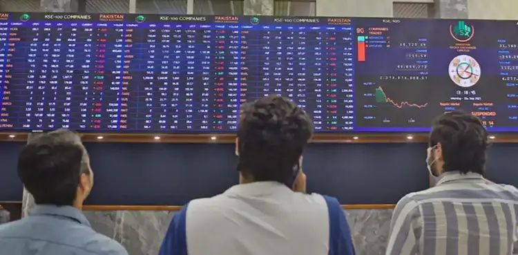 KSE-100 crosses 137,000 mark as record-breaking rally continues