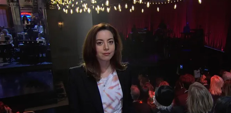 Aubrey Plaza makes first public appearance after Jeff Baena's passing