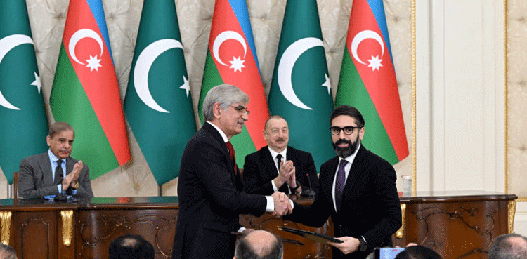 Pakistan, Azerbaijan ink MoUs, agree to boost bilateral investment to $2bln
