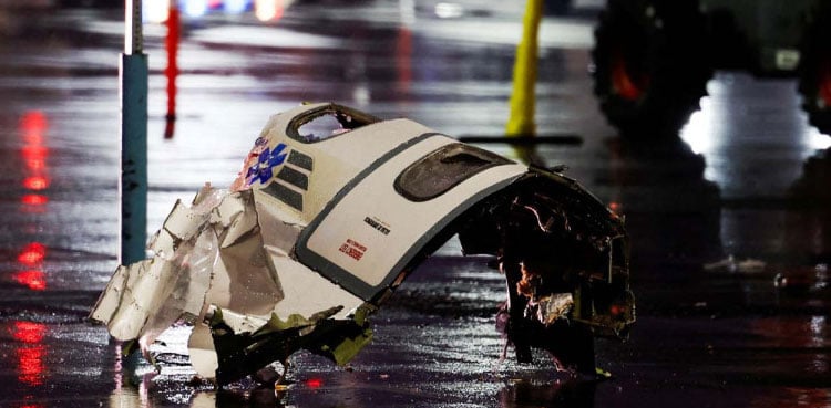 Medical plane crashes in Northeast Philadelphia; all 6 on board, including child, killed