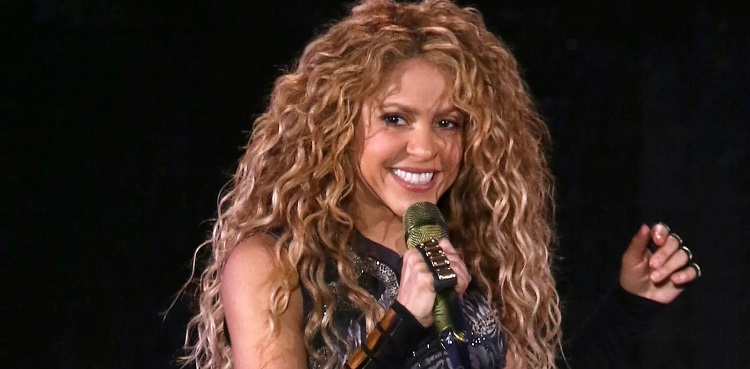 After Peru, Shakira cancels Colombia concert