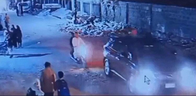 Viral video: Karachi man miraculously survives gun attack