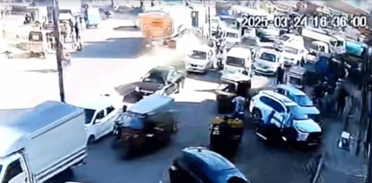 CCTV footage of Malir Halt water tanker tragedy surfaces