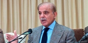 PM Sharif congratulates Lahore Qalandars on winning PSL 10 title