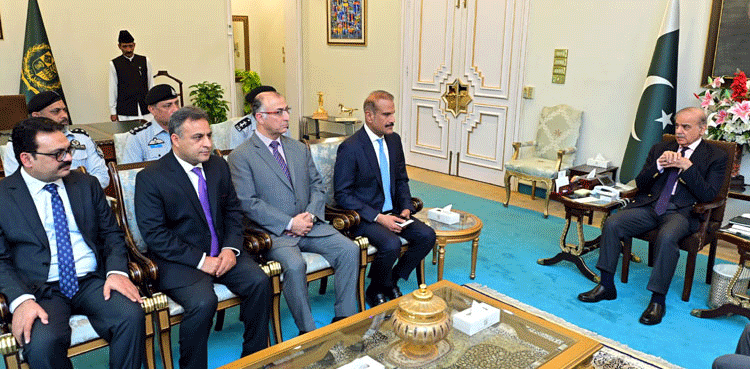 PM orders to intensify actions against human traffickers, smugglers