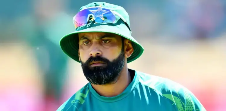 Hafeez questions Pakistan’s 90s cricket stars' legacy