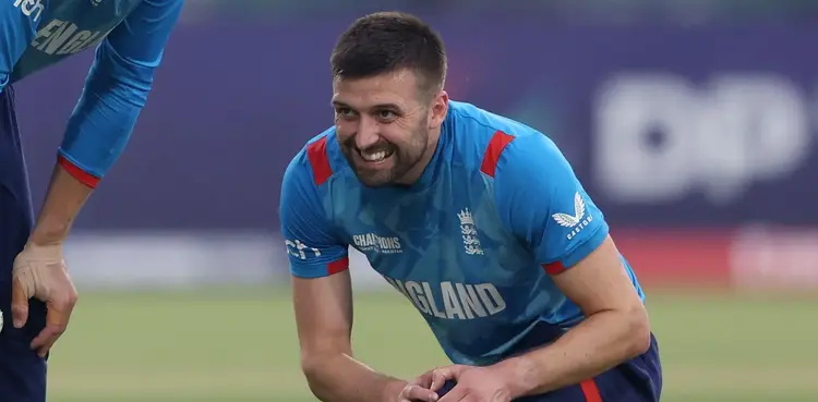 Mark Wood’s knee injury rules him out of cricket for months