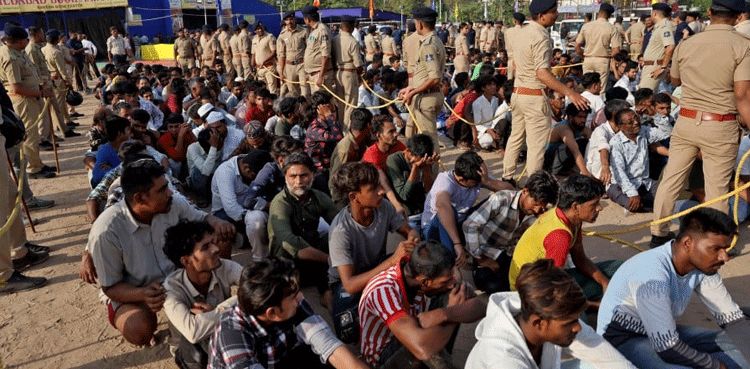 India detains over 1,000 Bangladeshi migrants