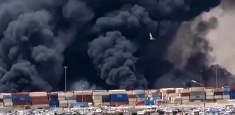 Suspected chemical blast at Iran's Bandar Abbas kills 4, injures hundreds