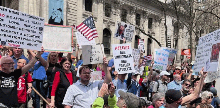 Marines deploy in LA ahead of mass anti-Trump protests