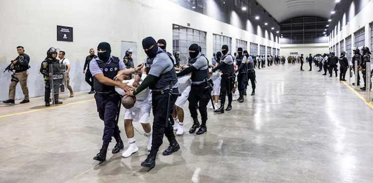 US judge blocks Trump from expanding rapid deportation process