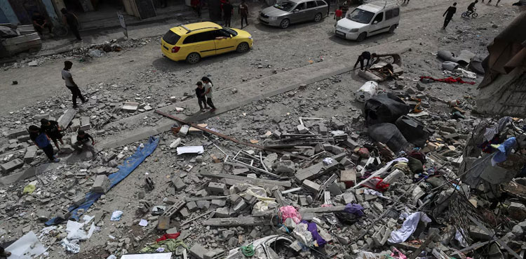 Israeli fire kills at least 44 people in Gaza, hits a police station