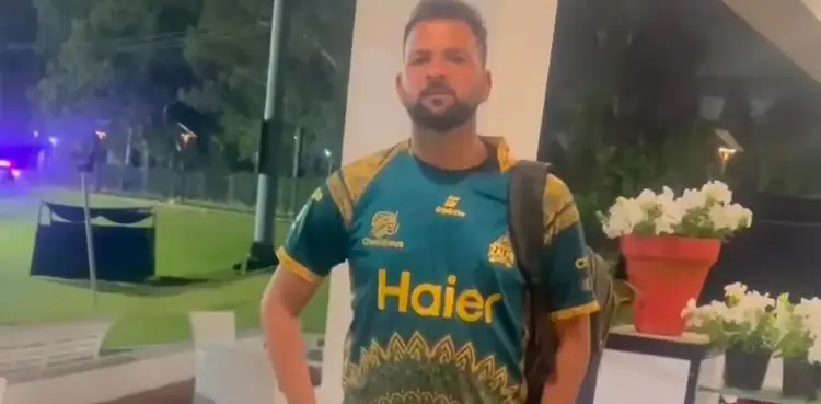 Ihsanullah’s picture in Peshawar Zalmi kit goes viral