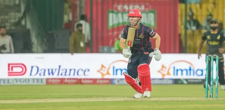 Karachi Kings thump Peshawar Zalmi in last-over thriller