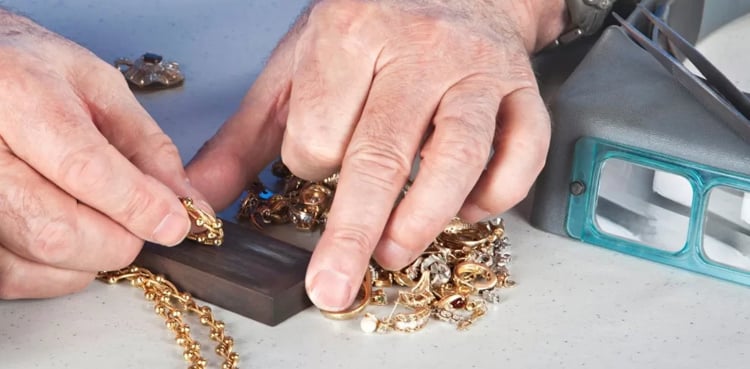 Here's how to identify authenticity of gold; step-by-step guide