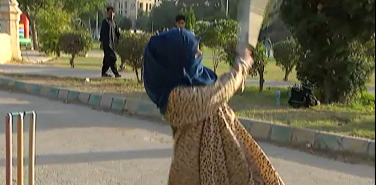 Bat and Burqa: The Rise of Karachi's Female Cricketing Star