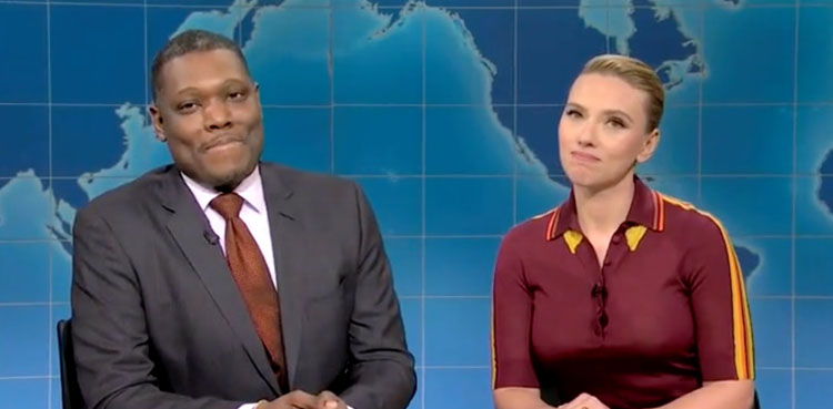 SNL turns emotional as Michael Che apologises to Scarlett Johansson