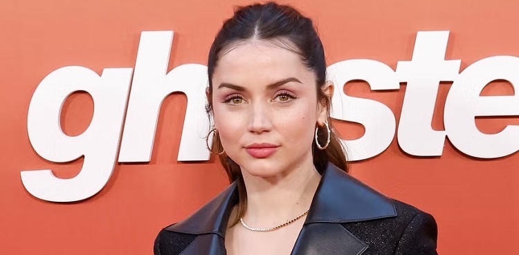 Ana de Armas reflects upon negative aspect of fame