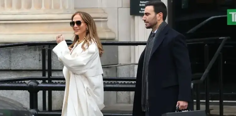 Jennifer Lopez sparks dating rumours with ‘Office Romance' costar