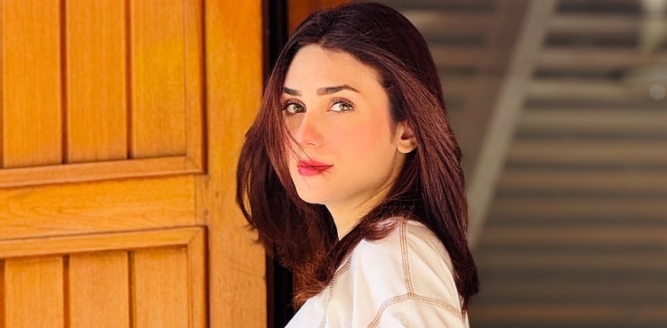 Hina Tariq shares her experience of moving from Lahore to Karachi