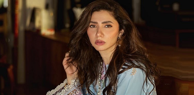 'Love Guru' star Mahira Khan calls for government's support towards film industry