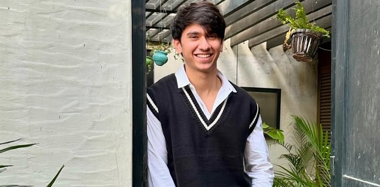 'Parwarish' star Samar Abbas impresses veterans with his performance