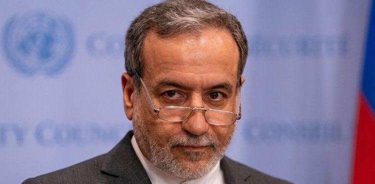 Iran says no nuclear talks under fire, sources say Qatar met energy majors