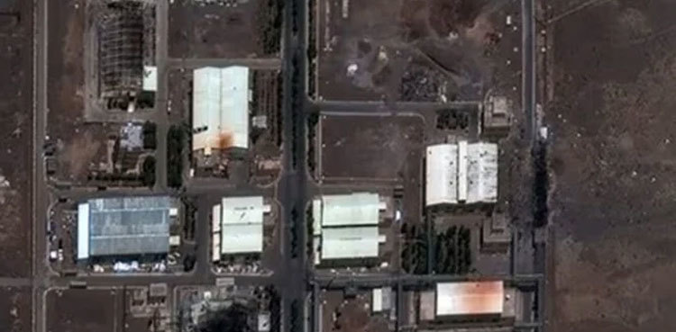 US strikes failed to destroy Iran's nuclear sites, intelligence report says