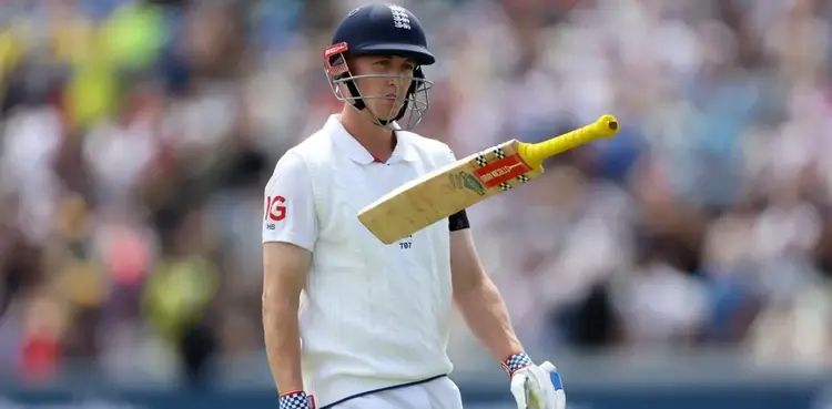 VIDEO: Harry Book dismissed on 99, walks off dejected