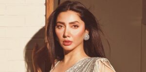 Mahira Khan shuts down age-shaming trolls like a queen!