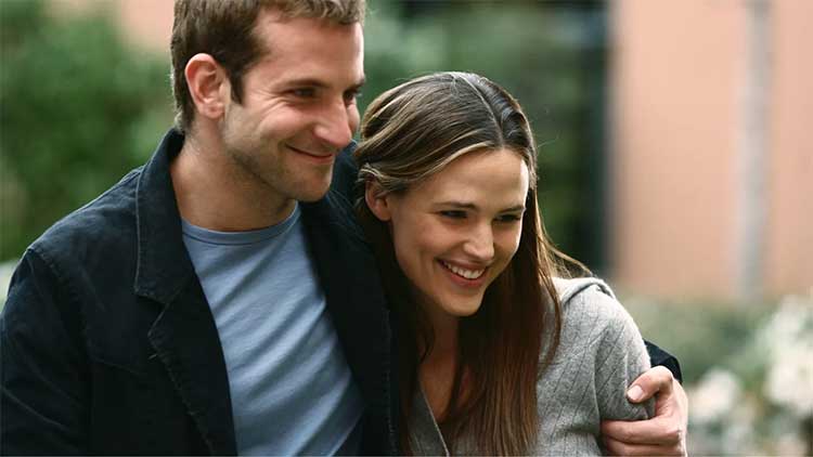 Jennifer Garner and Bradley Cooper Reunite!