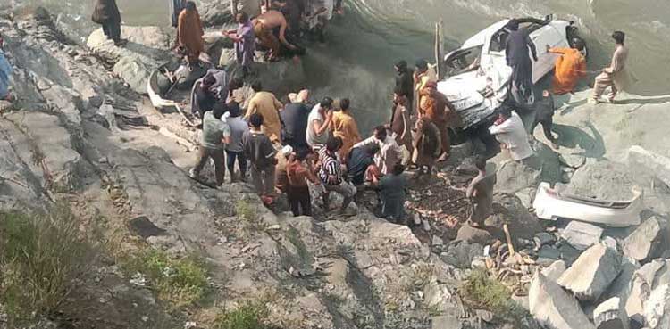 Tourist swept away, 3 injured as car falls into Kunhar River