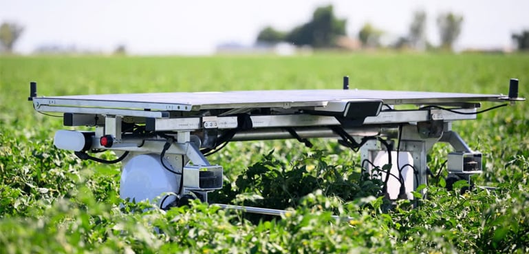THIS solar-powered robot uses AI to kill weeds, fix farms